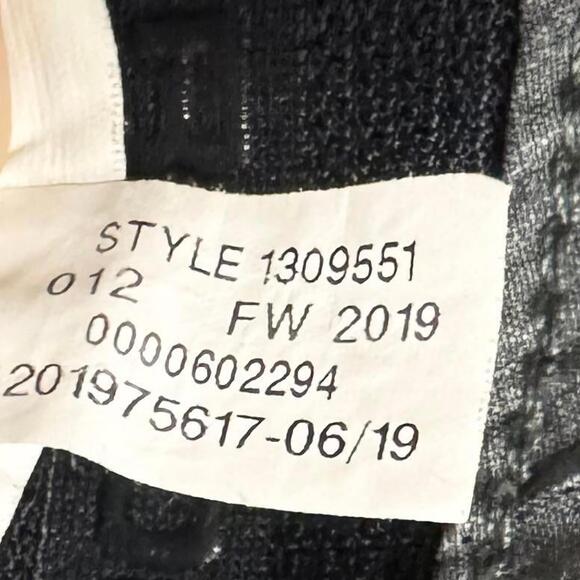 Under Armour Showdown Shorts Men's Size 36 Style 1309551 Vented Heat Gear Grey - Picture 8 of 8